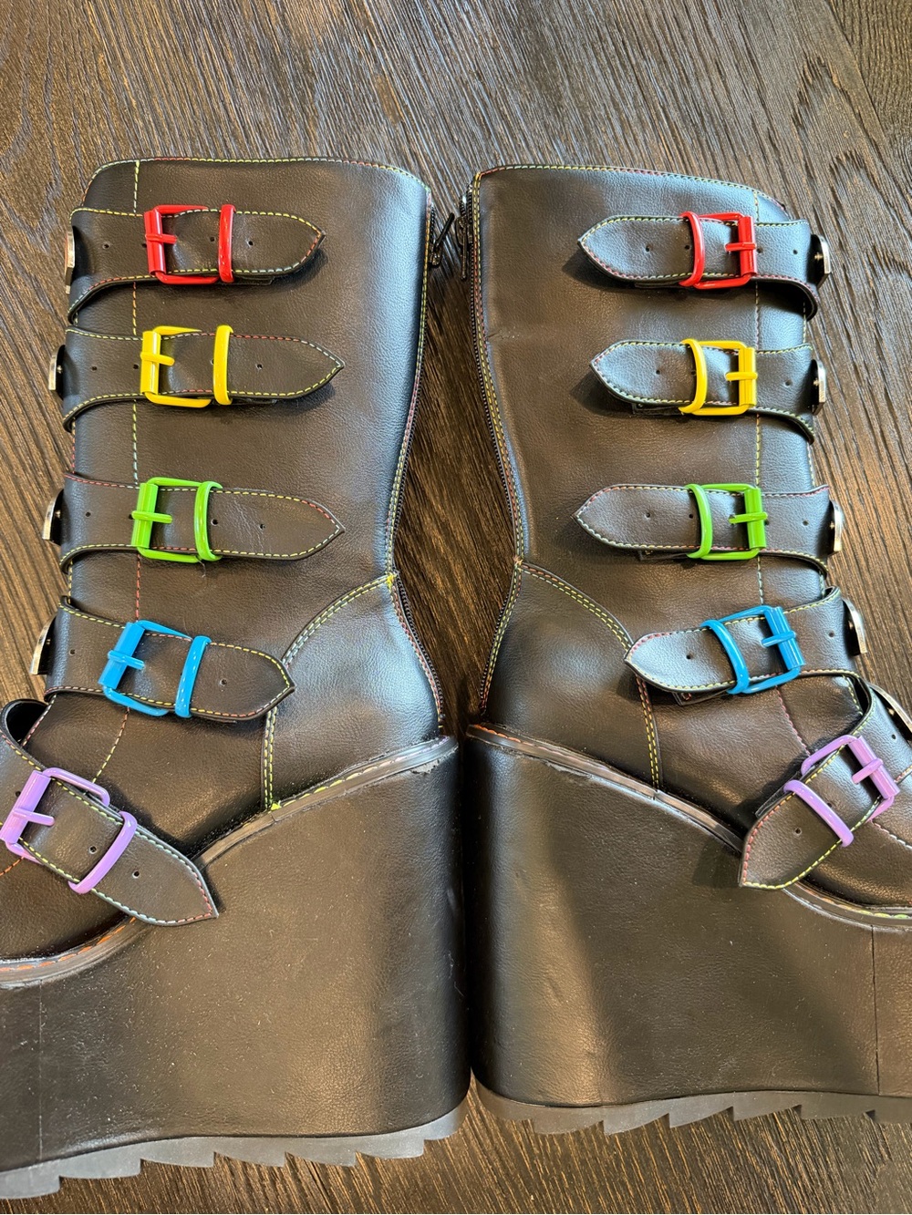 Black with rainbow heart , size 7 , platform, boots,  - Picture 6 of 13